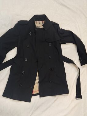 Burberry Black Double-Breasted Trench Coat with Signature Check Lining